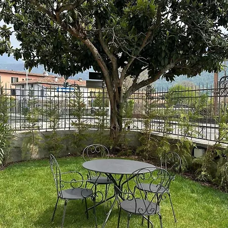 Semesterbostad Il Giardino -